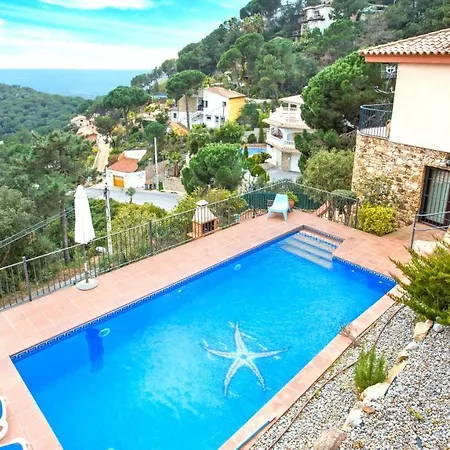 Villa Villa- Monica Lloret de Mar